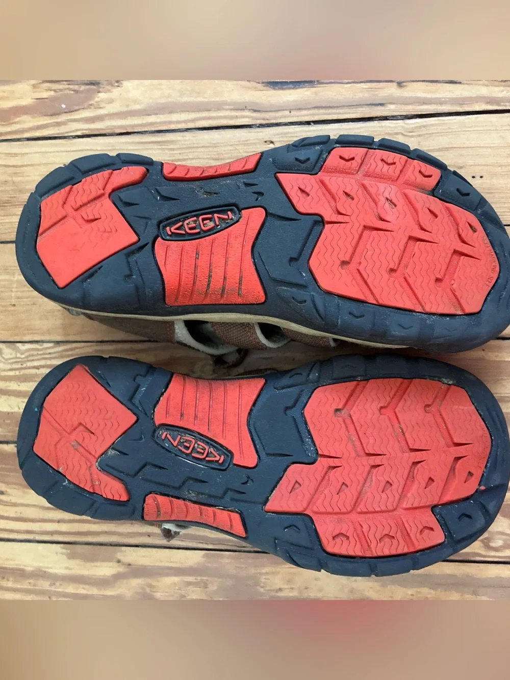Kids Keen Newport Brown and Orange Outdoor Sandals, size 5